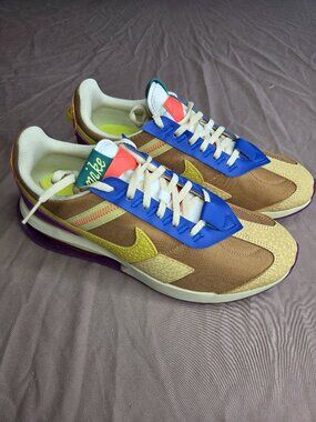 Nike Air Max Pre-Day DO6716-700 Wheat Yellow Womens Size 10.5 Sneakers